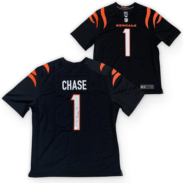 From Pigskin To Polyester The Evolution Of NFL Football Jersey Manufa from-pigskin-to-polyester-the-evolution-of-nfl-football-jersey-manufa