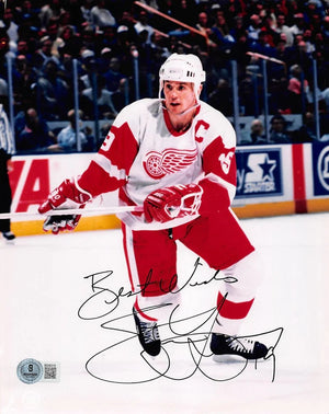 Steve Yzerman Autograph Signing