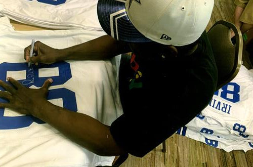 Autographed Michael Irvin Dallas Cowboys (White #88) Deluxe Framed Jersey - Beckett-Powers Sports Memorabilia