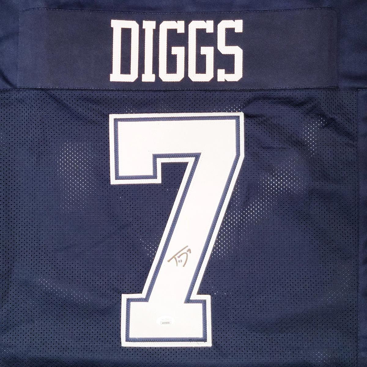 Autographed Trevon Diggs Dallas (Navy Blue #7) Custom Jersey - JSA-Powers Sports Memorabilia