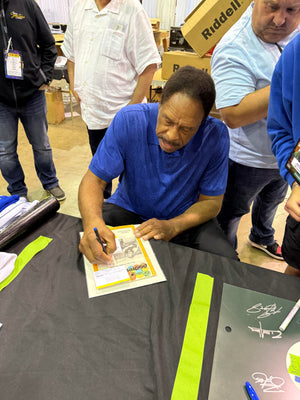 Dave Winfield Autograph Signing-Powers Sports Memorabilia