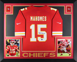 Patrick Mahomes Autograph Signing-Powers Sports Memorabilia