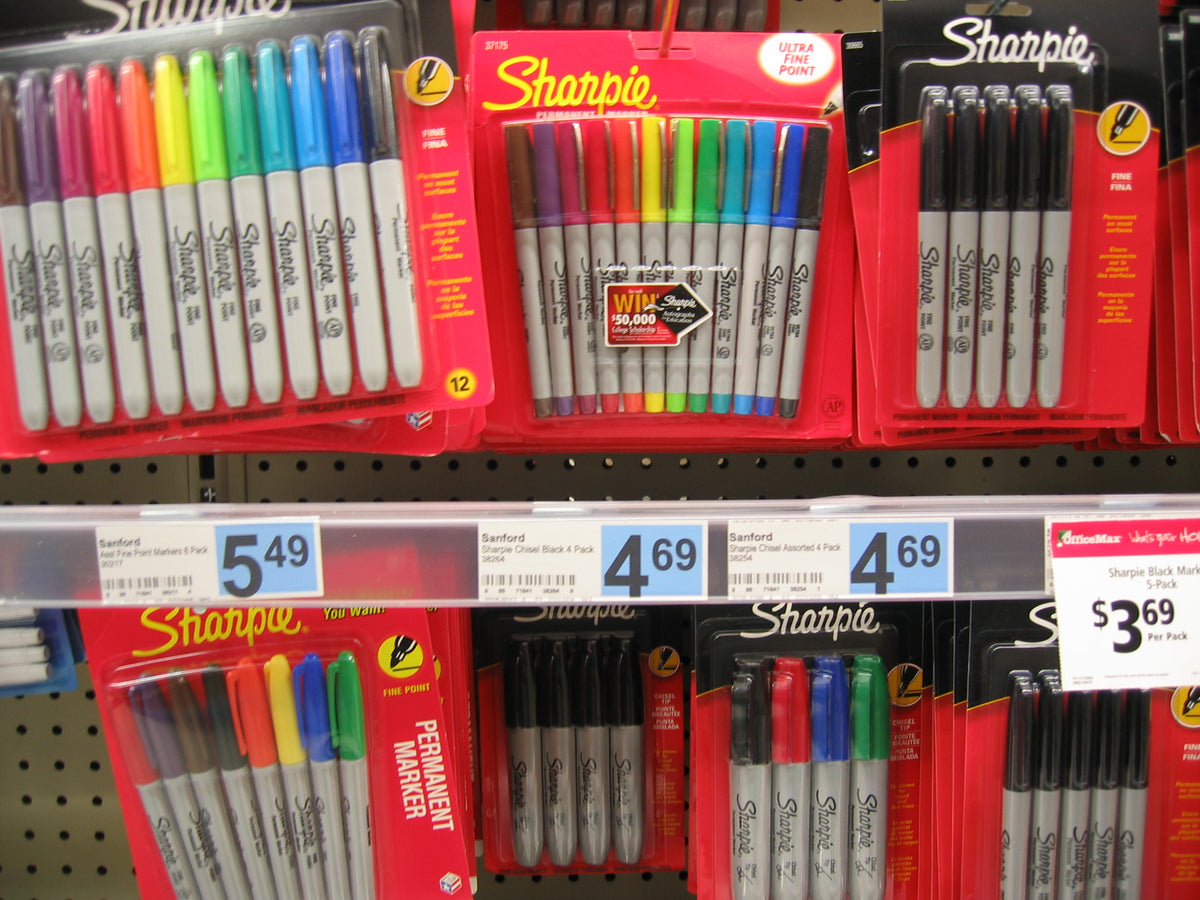 Understanding the Difference Between a Sharpie and a Paint Pen Powers