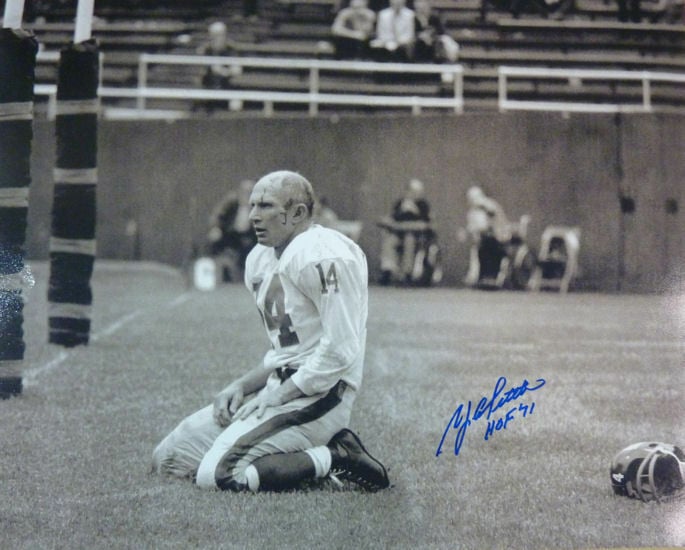 YA Tittle Signed New York Giants 16x20 Photo w/HOF 71 (Horizontal Blood)-Powers Sports Memorabilia