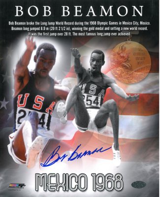 Bob Beamon Autographed Team USA Track & Field 16X20 Photo 1968 Mexico Olympics World Record