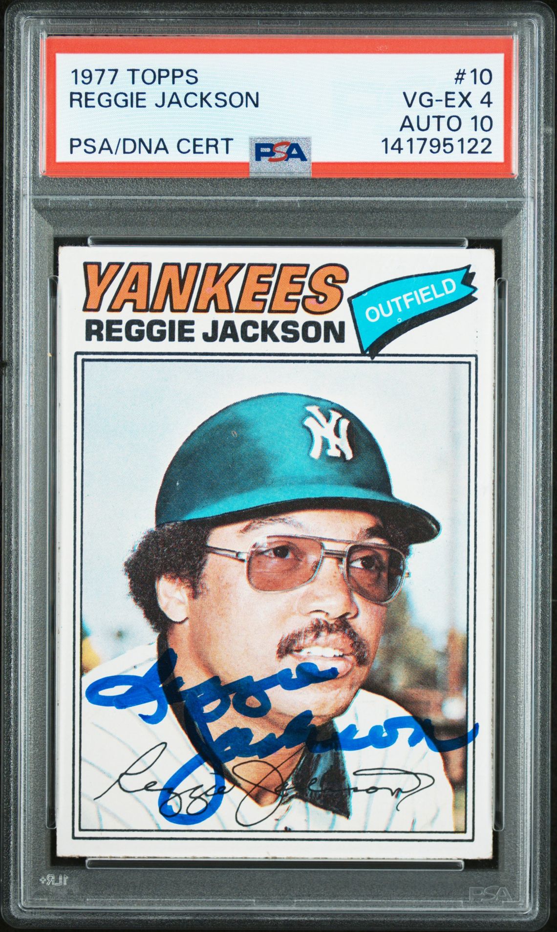 Reggie Jackson 1977 Topps Signed Baseball Card #10 Graded PSA 4 Auto 10 Cert #141795122-Powers Sports Memorabilia