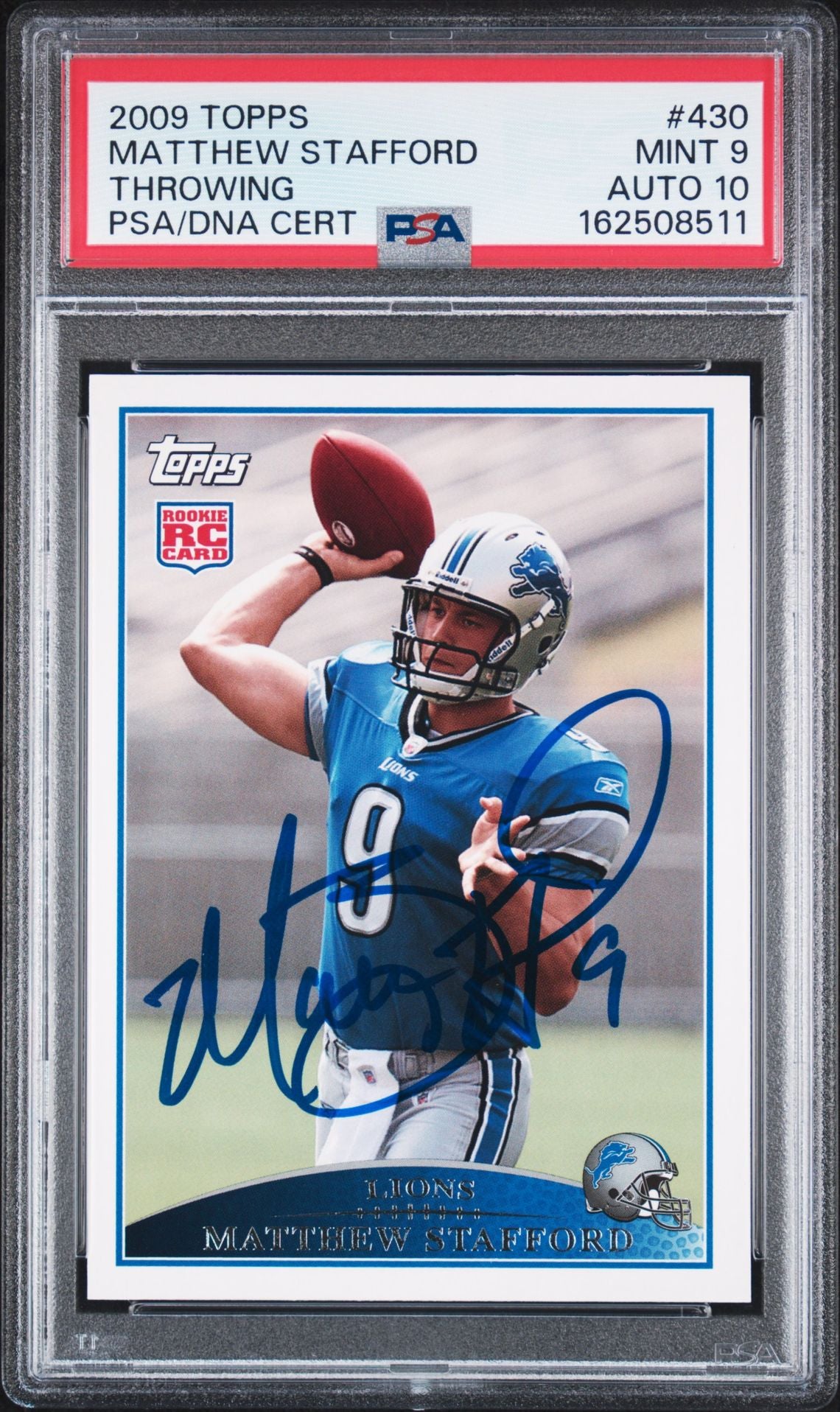 Matthew Stafford 2009 Topps Throwing Rookie Card #430 PSA 9 Auto 10-Powers Sports Memorabilia