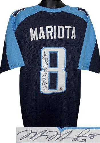 Marcus Mariota Autographed Navy Blue Custom Stitched Pro Style Football Jersey XL #8 (black sig)- Mariota Hologram-Powers Sports Memorabilia