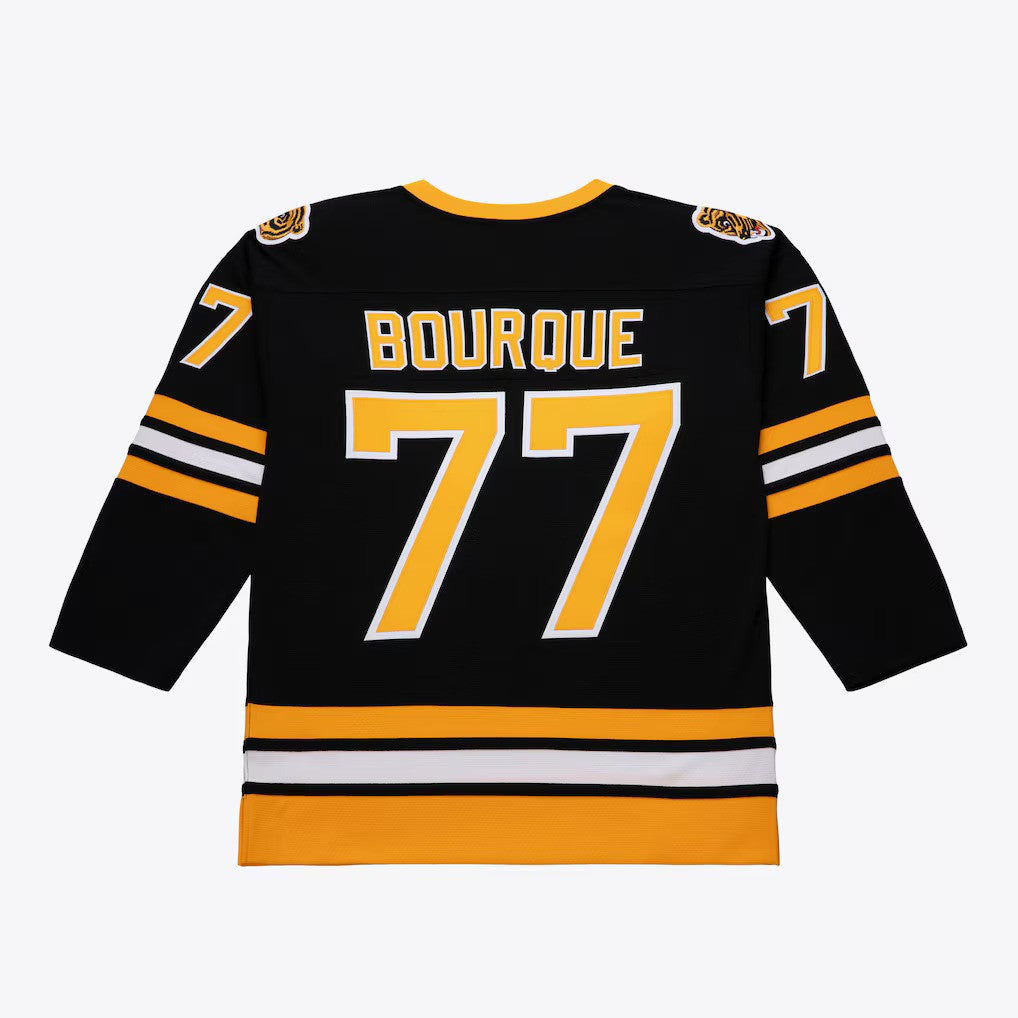 Ray Bourque Autograph Signing-Powers Sports Memorabilia