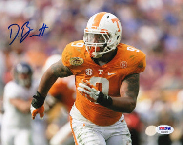 Derek Barnett Autographed Tennessee Volunteers 8x10 Photo #9- PSA Hologram (horizontal orange jersey run)-Powers Sports Memorabilia