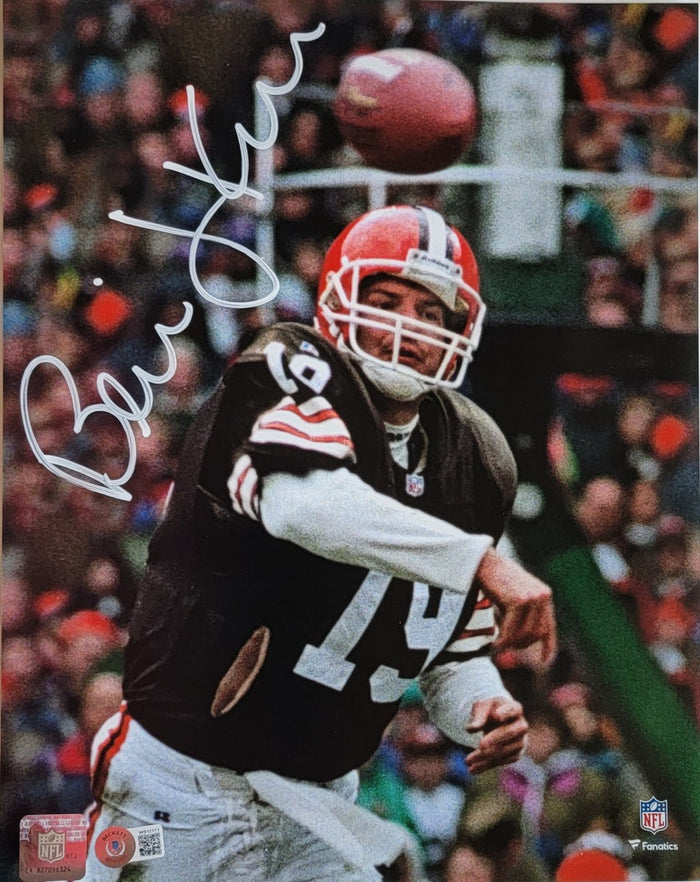 Bernie Kosar Signed Cleveland Browns 11x14 Photo - Beckett-Powers Sports Memorabilia