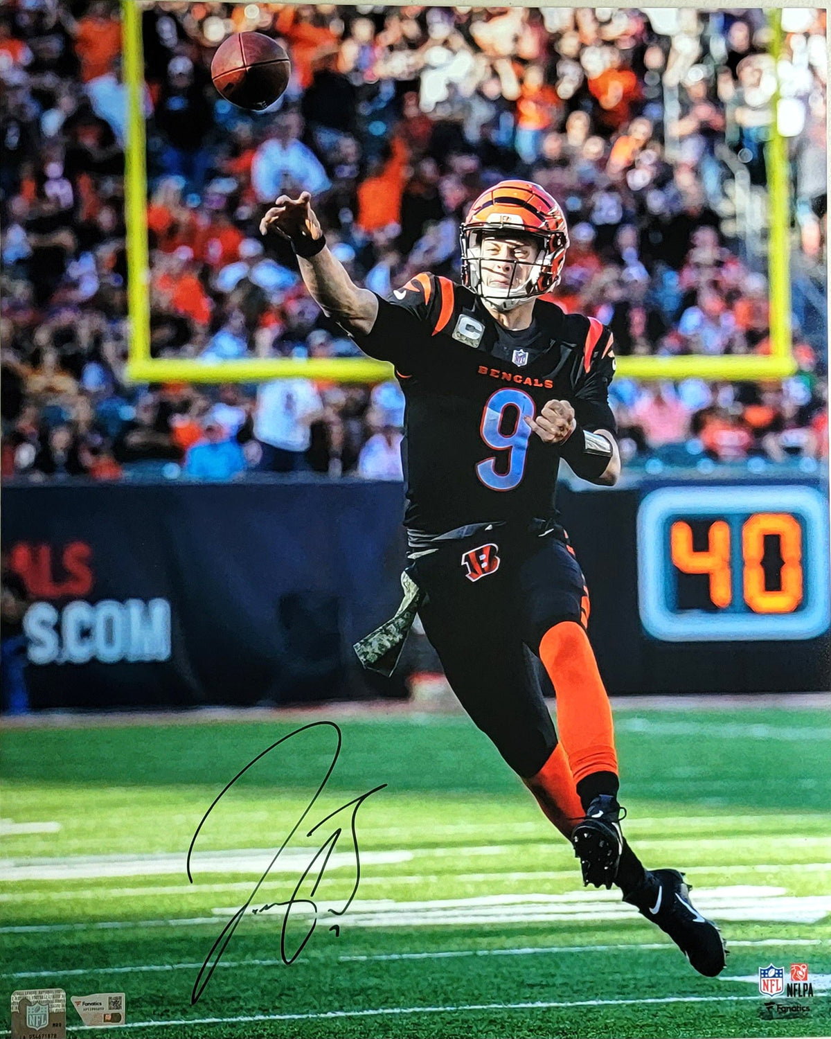 Joe Burrow Signed Cincinnati Bengals 16X20 Photo Beckett Witnessed #1-Powers Sports Memorabilia
