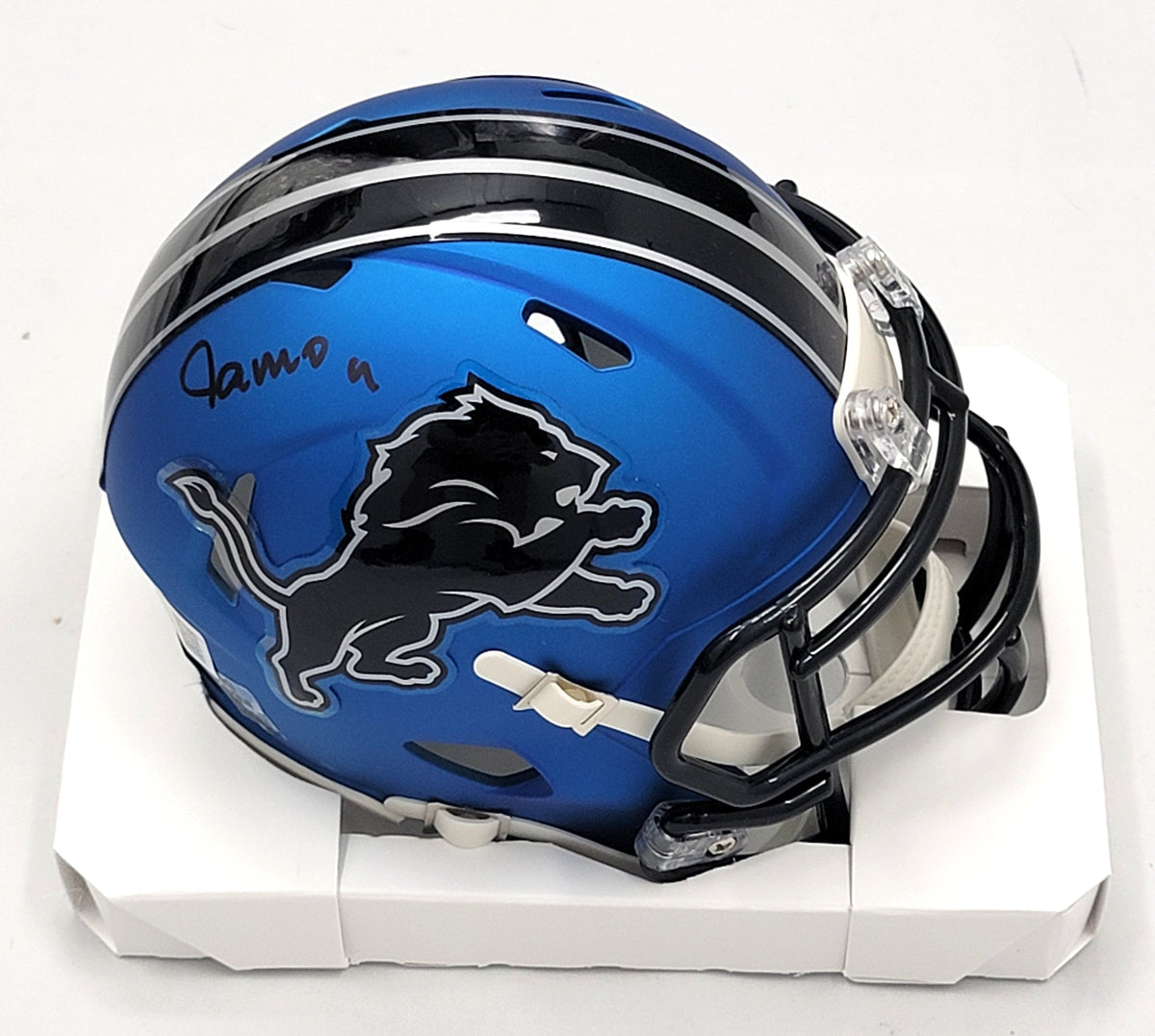 Jameson Williams Signed Detroit Lions 2024 ALT Mini Helmet - Beckett-Powers Sports Memorabilia