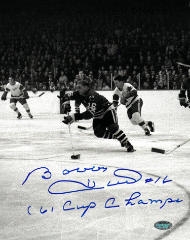 Bobby Hull Autographed Chicago Blackhawks Vintage B&W 8x10 Photo 61 Cup Champs-Powers Sports Memorabilia