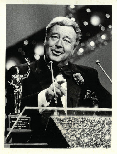 Jackie Gleason unsigned Vintage B&W 7x9 CBS Promotional Photograph (The Honeymooners)-Powers Sports Memorabilia