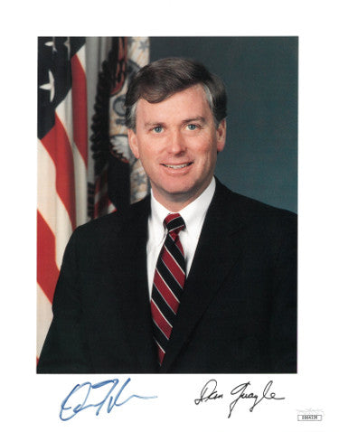 Dan Quayle Autographed U.S. Vice President (44th) 8x10 Photo- JSA Hologram #DD64328