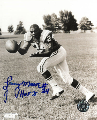 Lenny Moore Autographed Baltimore Colts NFL B&W 8x10 Photo #24 HOF 75 - COA-Powers Sports Memorabilia