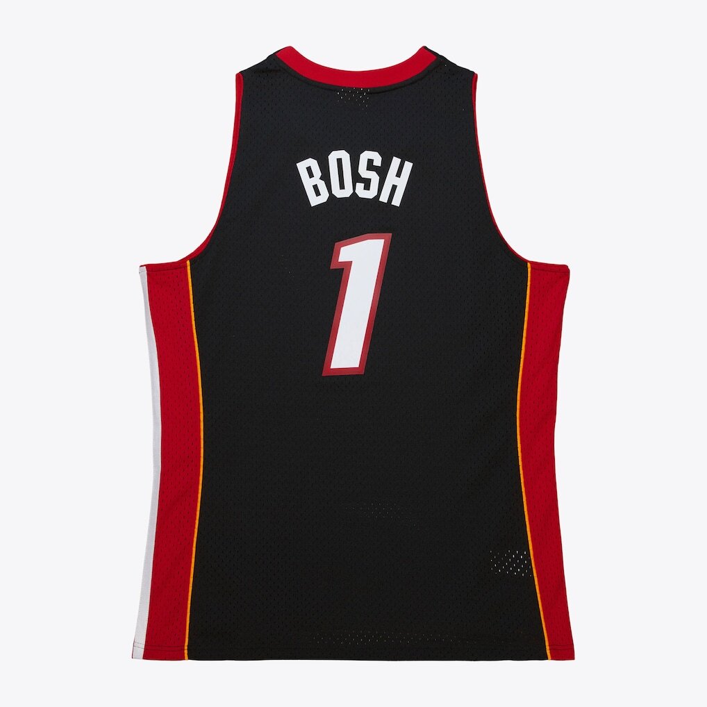 Chris Bosh Autograph Signing