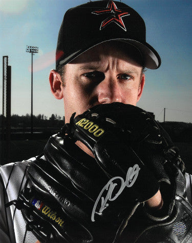 Roy Oswalt Autographed Houston Astros 8x10 Photo- AWM Hologram (close up)-Powers Sports Memorabilia