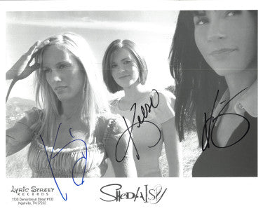 SHeDAISY Country Music Group/Band Kassidy, Kelsi & Kristen Osborn Autographed Lyric Street Records B&W 8x10 Photo?Çô 3 sigs - CTBL_030561-Powers Sports Memorabilia