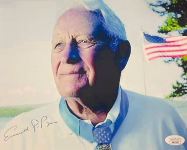Everett Pope Autographed WWII Peleliu 8x10 Photo- JSA #SS17703- Medal of Honor Recipient-Powers Sports Memorabilia