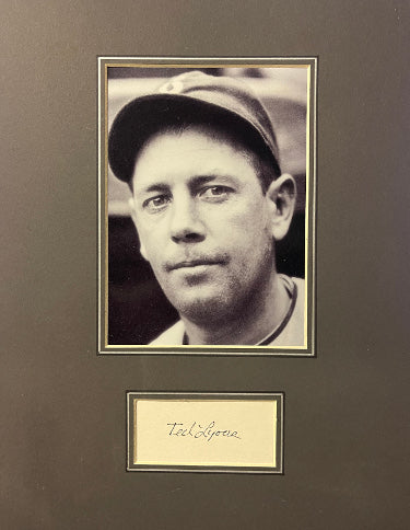 Ted Lyons Autographed 3x5 Cut signature with Chicago White Sox B&W 5x7 Photo Matted- Beckett Review-Powers Sports Memorabilia