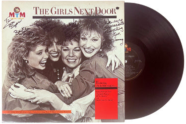 The Girls Next Door Band Autographed 1986 MTM Records Album Cover/LP(4- Sigs/Cindy/Doris/Diane/Tammy)- COA-Powers Sports Memorabilia