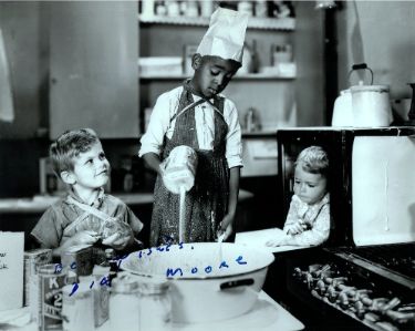 Dick/Dickie Moore Autographed Our Gang/The Little Rascals B&W 8x10 Photo- Pristine Auctions LOA (w/best wishes/Oliver Twist/Sgt York)-Powers Sports Memorabilia