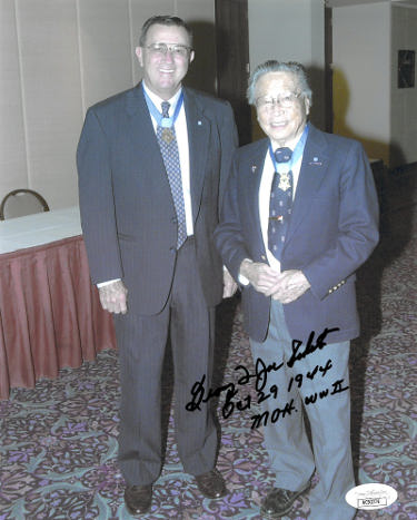 George Taro "Joe" Sakato Autographed WWII Color 8x10 Photo- JSA #AC92774- Medal of Honor/Oct 29, 1944-Powers Sports Memorabilia