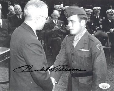 Hershel W. Williams Autographed WWII Vintage B&W 8x10 Photo- JSA #AC92781- Medal of Honor Oct 5, 1945 w/ Harry Truman-Powers Sports Memorabilia