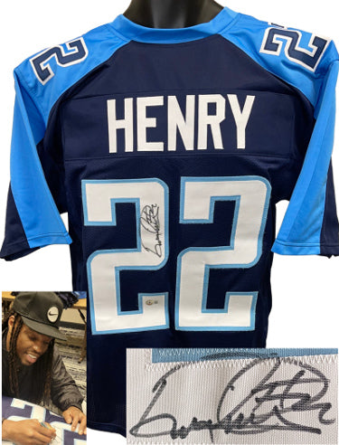 Derrick Henry Autographed Tennessee 2016-17 TB Navy Custom Stitched Pro Style Football Jersey #22 XL- Beckett Witnessed-Powers Sports Memorabilia