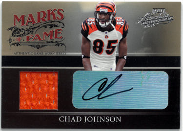 Chad Johnson Autographed 2006 Donruss Playoff Absolute Memorabilia Auto/Game Worn Marks of Fame Card #MW-23- 042/100 (Bengals)-Powers Sports Memorabilia