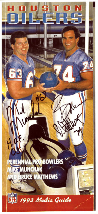 Bruce Matthews & Mike Munchak dual Autographed Houston Oilers 5x10.75 1993 Perennial Pro Bowlers Media Guide Promo (HOF)?Çô COA-Powers Sports Memorabilia