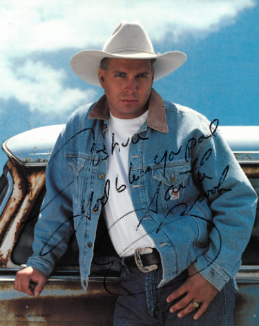 Garth Brooks Autographed Color 8x10 Photo Joshua, God Bless you Pal - Imperfect?Çô Beckett-Powers Sports Memorabilia