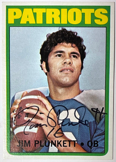 Jim Plunkett Autographed 1972 Topps Rookie On Card Auto (RC) #65- COA (Centered/Patriots/SBMVP)-Powers Sports Memorabilia
