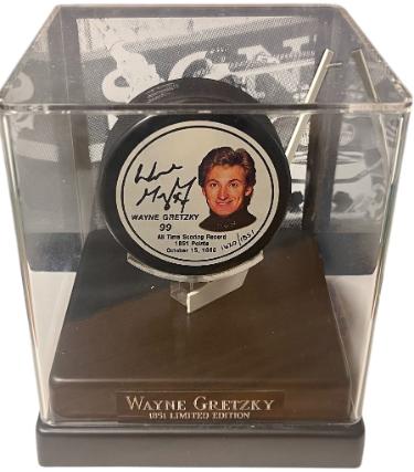 Wayne Gretzky Autographed All Time Scoring Record LE /1851 LA Kings Fotoball NHL Hockey Puck/Case- Beckett/COA-Powers Sports Memorabilia