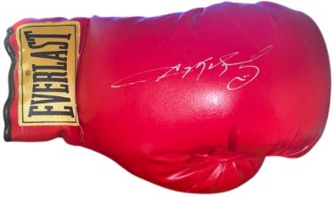 Sugar Ray Leonard Autographed Everlast Left Red 14 oz Boxing Glove- Beckett Review/Prince Of Cards/Darren Prince (Yellow Label)-Powers Sports Memorabilia