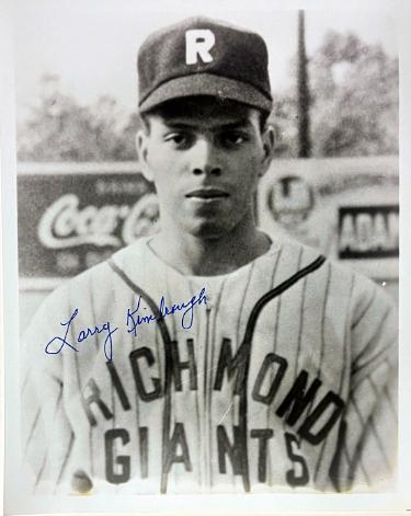 Larry Kimbrough Autographed Richmond Giants B&W 8x10 Photo- CSA COA/Show Ticket/Photo-Powers Sports Memorabilia