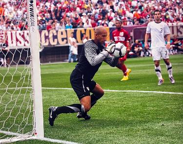 Tim Howard Team USA Men's Soccer 11x14 Photo (Secretary of Defense-Goalkeeper)-Powers Sports Memorabilia