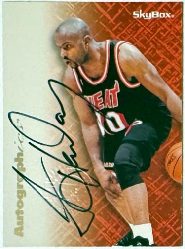Tim Hardaway 1996-97 Skybox Premium Autographics Black Ink Certified NBA On Card Auto (Miami Heat)-Powers Sports Memorabilia