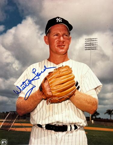 Whitey Ford Autographed New York Yankees MLB Licensed 8x10 Photo minor dings- COA (HOF/6X WS Champ) - CTBL_044022-Powers Sports Memorabilia