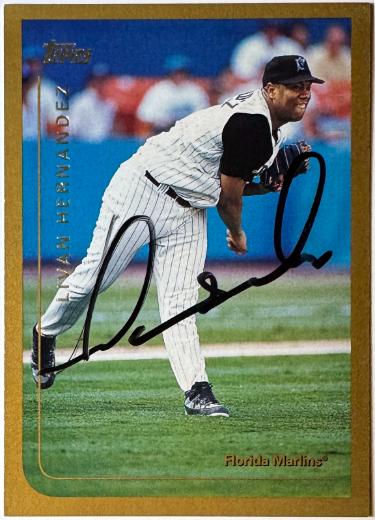 Livan Hernandez Autographed 1999 Topps On Card Auto #149- COA (Florida Marlins)-Powers Sports Memorabilia