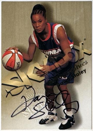 Dawn Staley Autographed 1999 Fleer/Skybox Hoops WNBA Autographics Rookie On Card Auto-Powers Sports Memorabilia