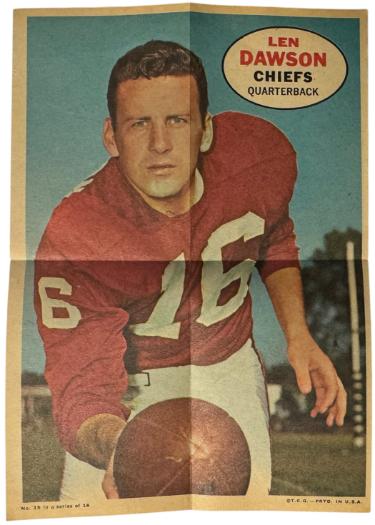 Len Dawson 1968 Topps NFL Football Posters Inserts Set-Break #15 NM/OC (Kansas City Chiefs/HOF)-Powers Sports Memorabilia