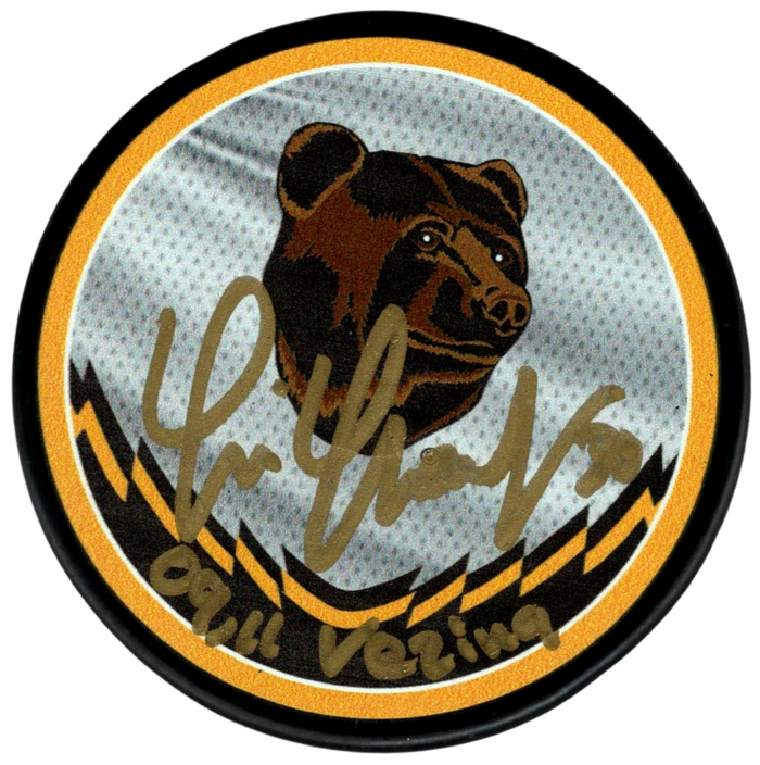 Tim Thomas Signed Bruins Reverse Retro Puck w/ 09 11 Vezina Beckett Witness Authenticated-Powers Sports Memorabilia