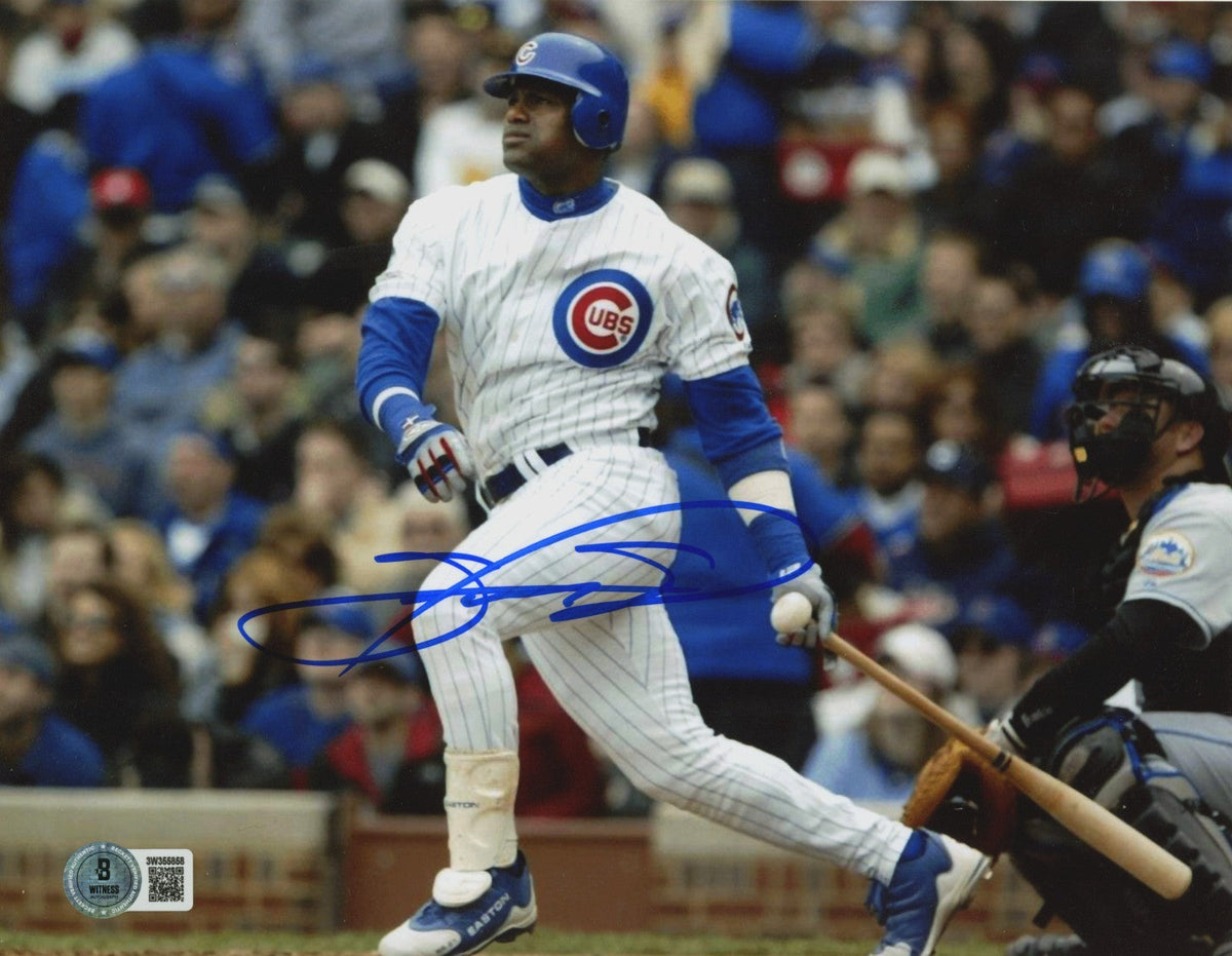 Sammy Sosa Signed Chicago Cubs 8x10 Photo Beckett Witness Authenticated-Powers Sports Memorabilia