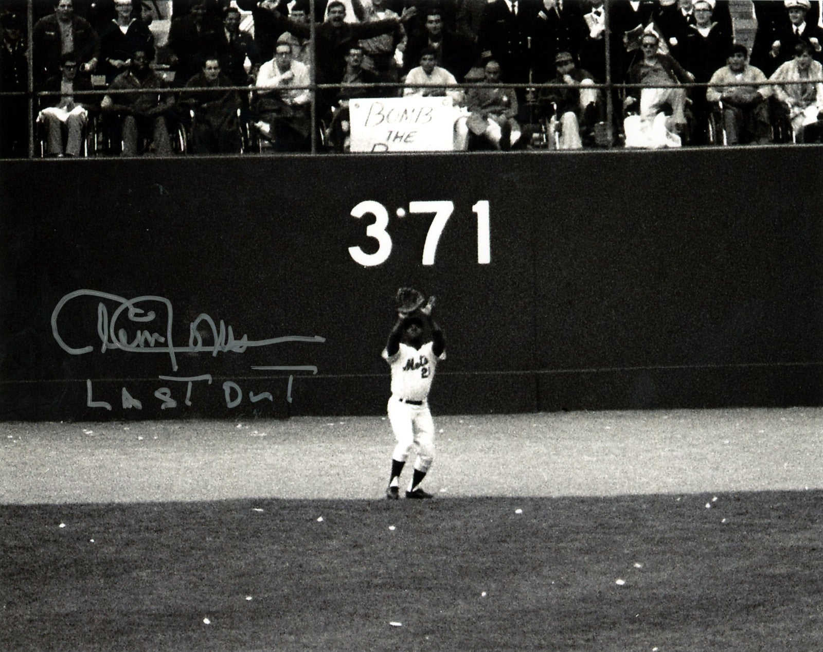 Cleon Jones Signed New York Mets 8x10 Photo w/ Last Out LSCM Authenticated #3-Powers Sports Memorabilia
