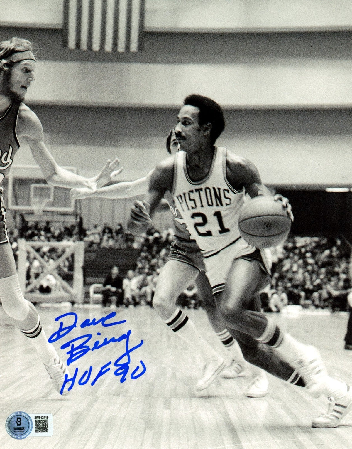 Dave Bing Signed Detroit Pistons 8x10 Photo w/ HOF 90 Beckett Witness BAS COA-Powers Sports Memorabilia