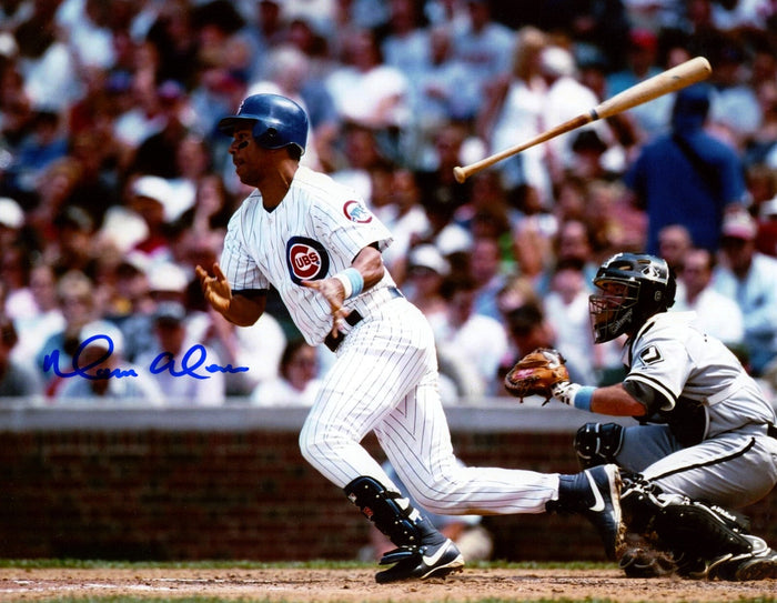 Moises Alou Signed Chicago Cubs 8x10 Photo LSCM Authenticated #1-Powers Sports Memorabilia