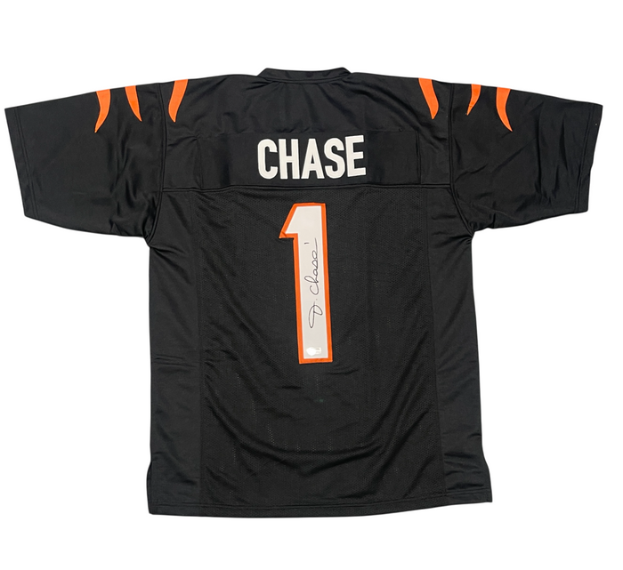 Ja'Marr Chase Signed Custom Black Jersey Beckett Authenticated-Powers Sports Memorabilia